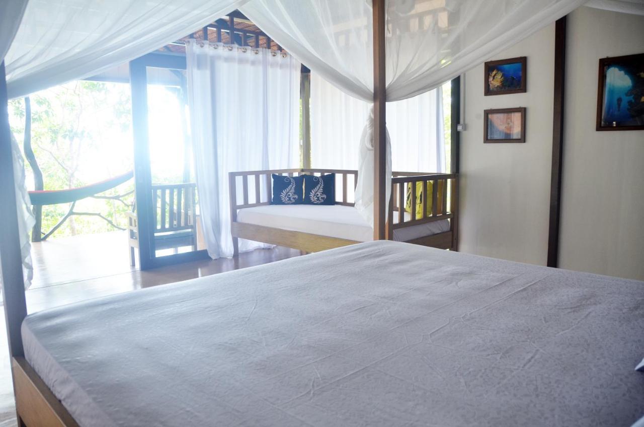 Araya Dive Resort Togean Bomba Exterior photo