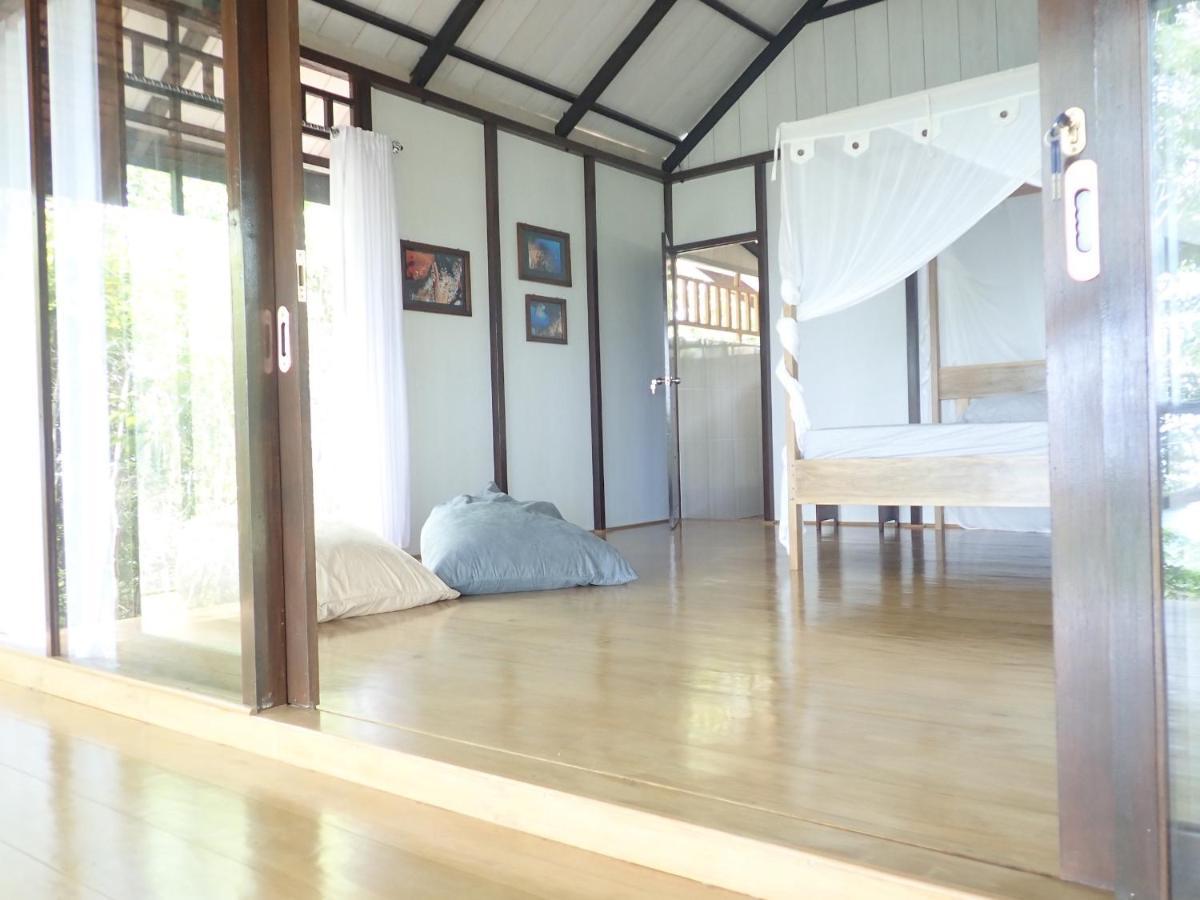 Araya Dive Resort Togean Bomba Exterior photo