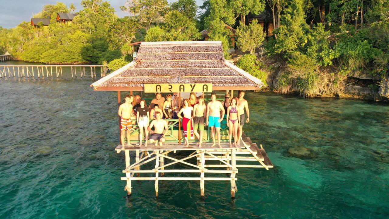 Araya Dive Resort Togean Bomba Exterior photo