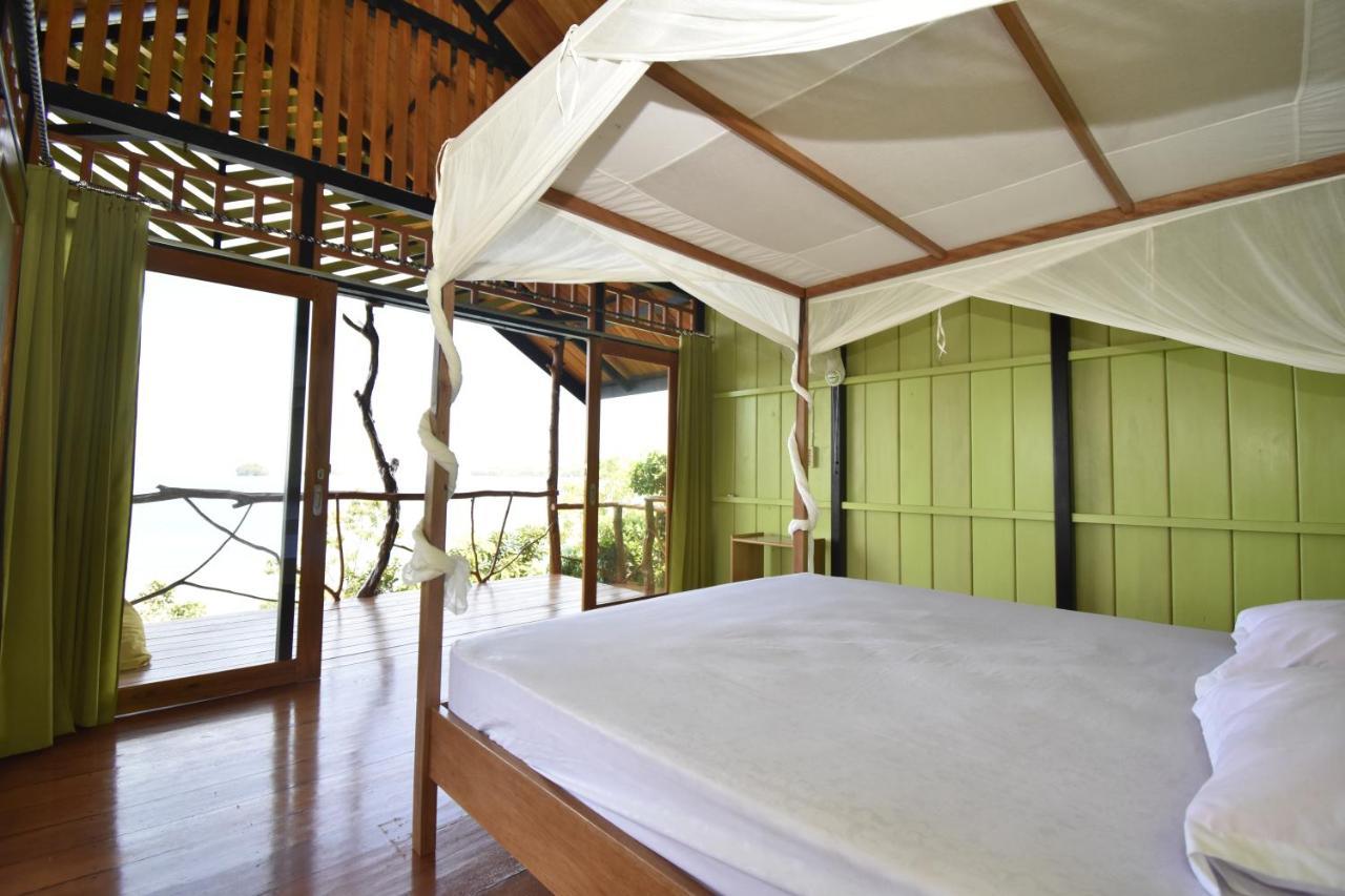 Araya Dive Resort Togean Bomba Exterior photo